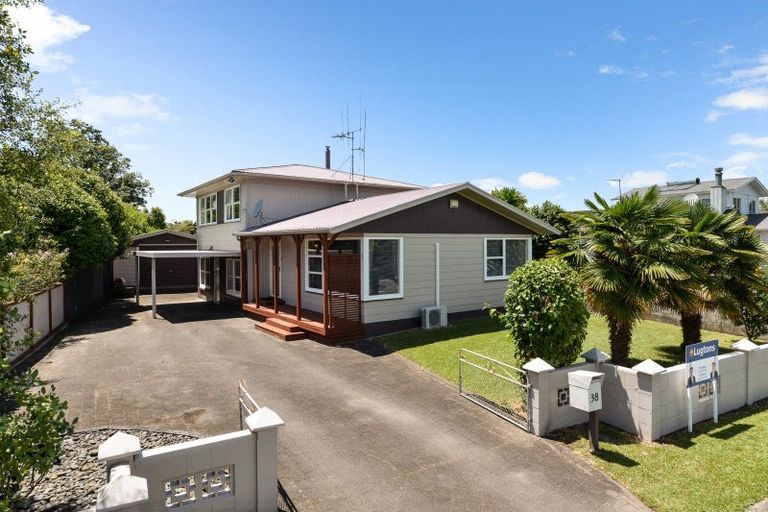 Photo of property in 38 Deanwell Avenue, Deanwell, Hamilton, 3206