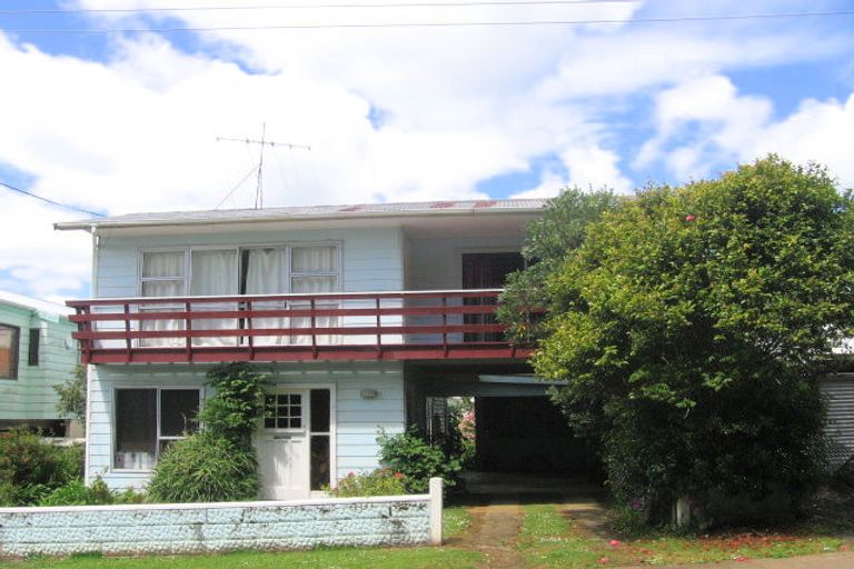 Photo of property in 3 Seaview Road, Waihi Beach, 3611