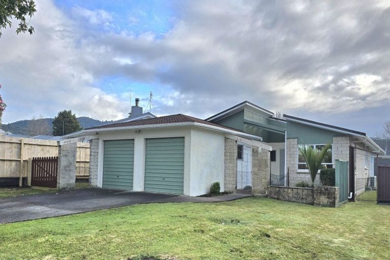 Photo of property in 11 Kiwi Avenue, Maunu, Whangarei, 0110