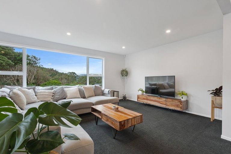 Photo of property in 5 Cabin Lane, Whitby, Porirua, 5024