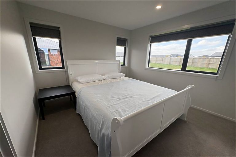 Photo of property in 37 Kingsdowne Drive, West Melton, 7618