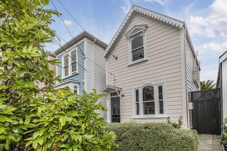 Photo of property in 62 Elizabeth Street, Mount Victoria, Wellington, 6011