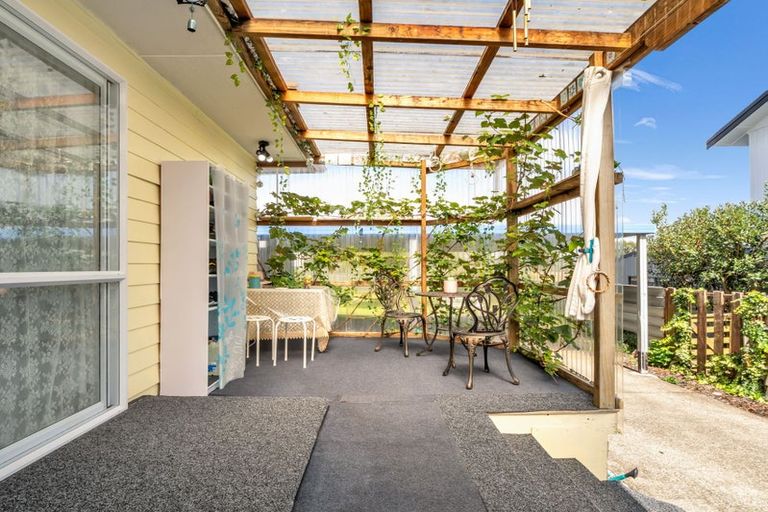 Photo of property in 21 Elliott Crescent, Owhata, Rotorua, 3010