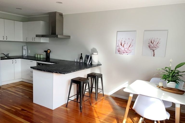 Photo of property in 4/32 Brixton Road, Mount Eden, Auckland, 1024
