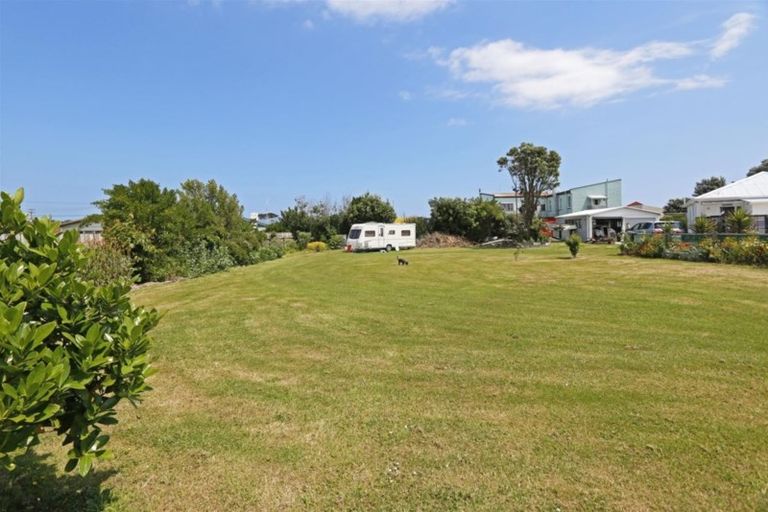 Photo of property in 20 King Street, Opunake, 4616