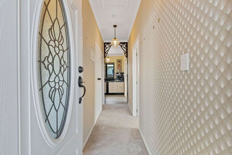 Photo of property in 14 Victory Road, Fairy Springs, Rotorua, 3015