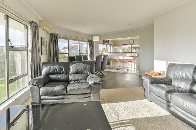 Photo of property in 1a Reeve Drive, Havelock North, 4130