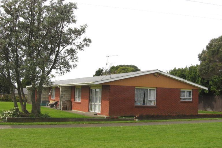 Photo of property in 20 Mouatt Street, Waitara, 4320