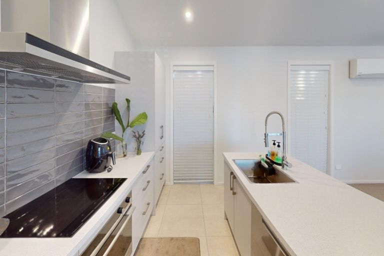 Photo of property in 2b Saint Leonard Street, Saint Johns Hill, Whanganui, 4501