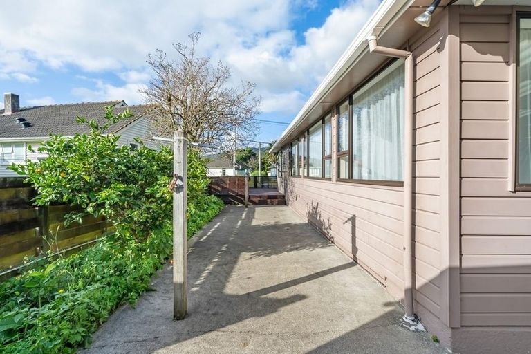 Photo of property in 9 Colson Street, Avalon, Lower Hutt, 5011