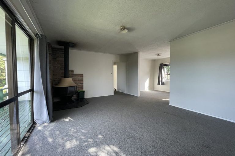 Photo of property in 45 Virgo Place, Glen Eden, Auckland, 0602