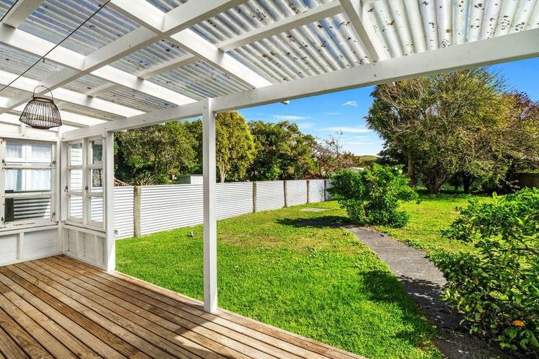 Photo of property in 15 Kelvin Street, Aramoho, Whanganui, 4500