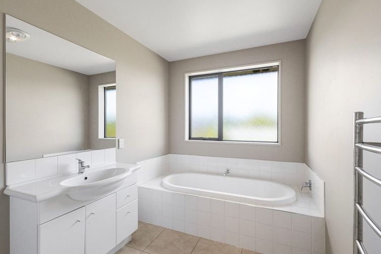 Photo of property in 20 Devine Drive, Rolleston, Christchurch, 7678