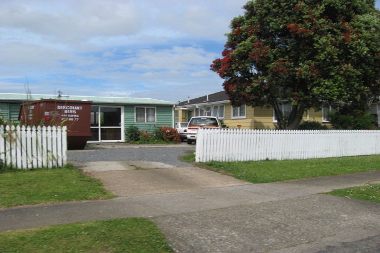Photo of property in 9 Chingford Close, Mangere, Auckland, 2022