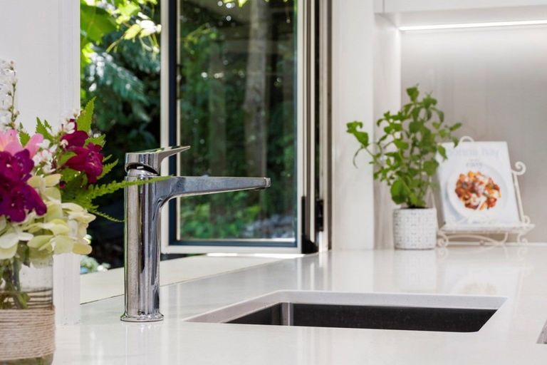 Photo of property in 636 Kaitemako Road, Welcome Bay, Tauranga, 3175