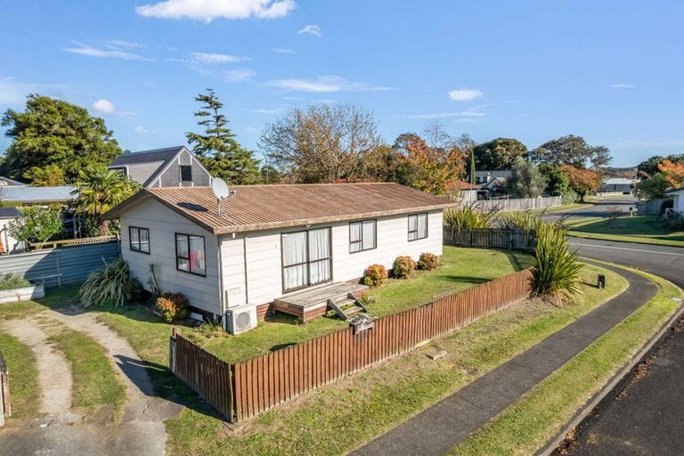 Photo of property in 2 Birch Place, Aramoho, Whanganui, 4500