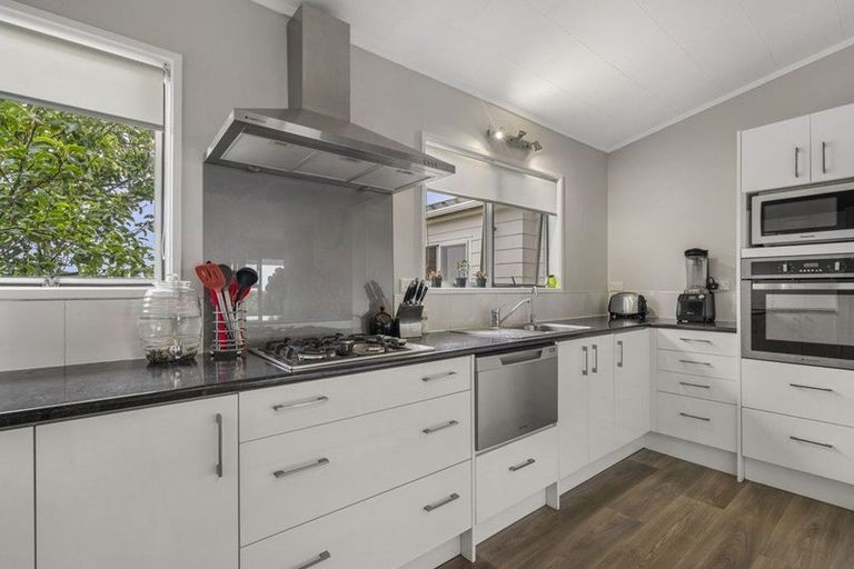 Photo of property in 63 Dunn Road, Ruawai, 0592