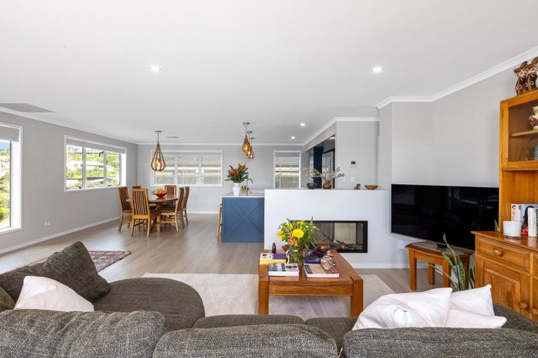 Photo of property in 19 Odlin Lane, Red Beach, 0932