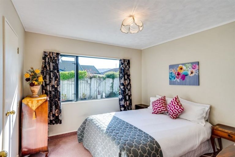 Photo of property in 9 Belgrave Place, Taradale, Napier, 4112