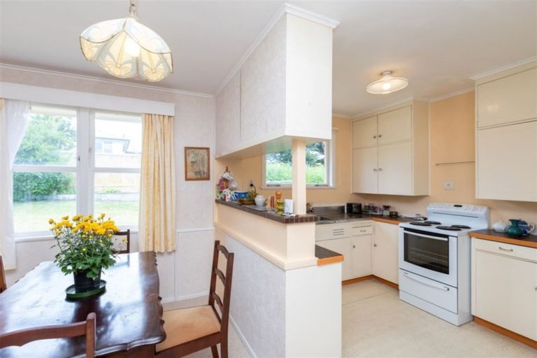 Photo of property in 20 Sutton Crescent, Hillcrest, Hamilton, 3216