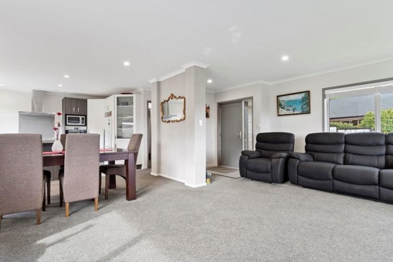 Photo of property in 61 Bathurst Crescent, Pyes Pa, Tauranga, 3112