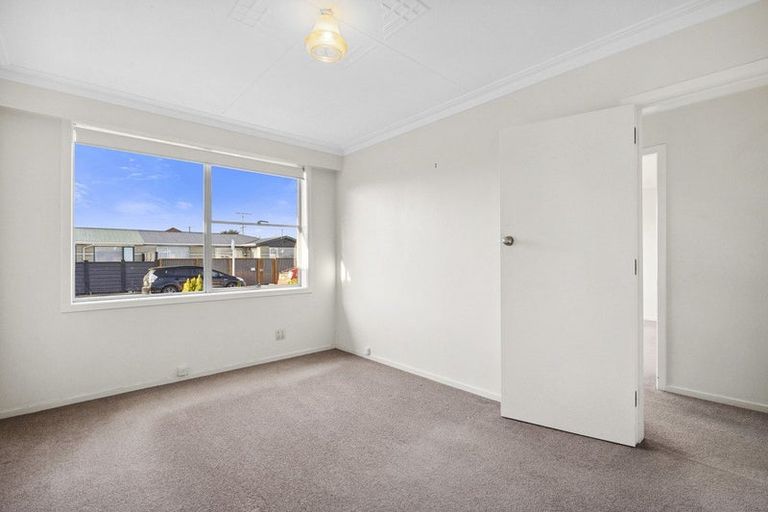 Photo of property in 1 Wynyard Street, South Dunedin, Dunedin, 9012