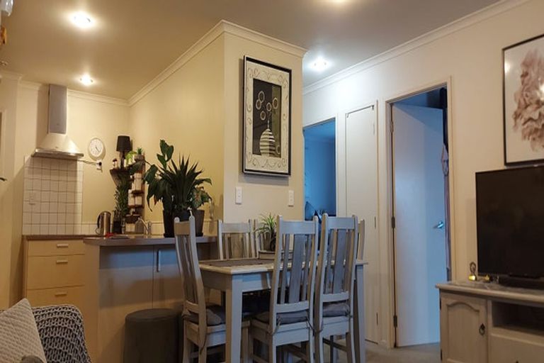 Photo of property in 143 Deep Creek Road, Torbay, Auckland, 0630