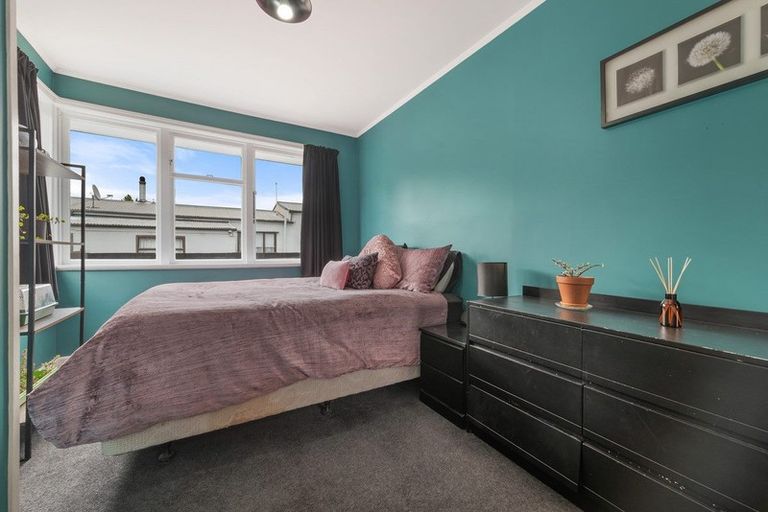 Photo of property in 677 Main South Road, Islington, Christchurch, 8042