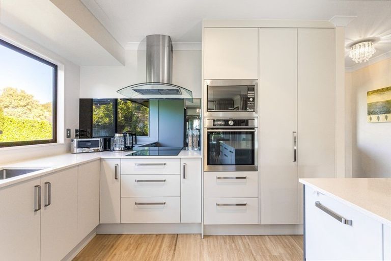 Photo of property in 10 Tom Keven Way, Pukekohe, 2120