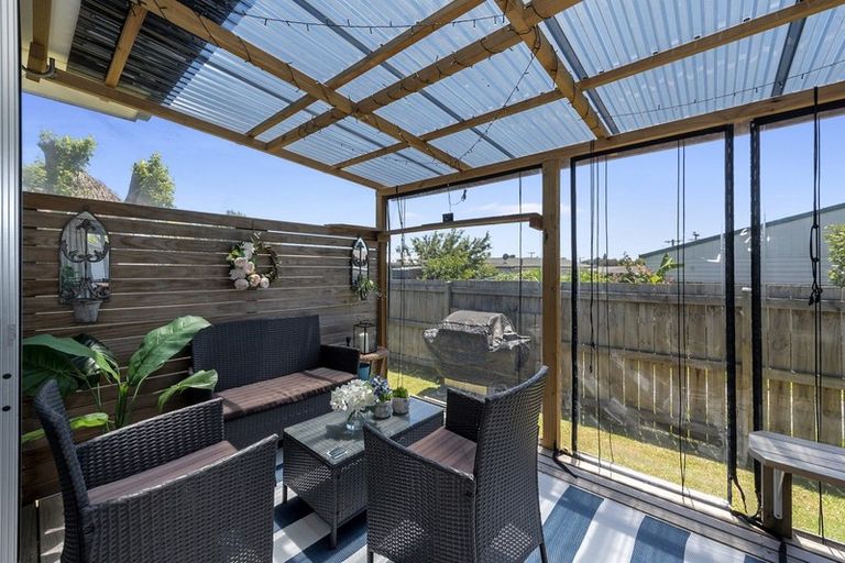 Photo of property in 8 Cricket Place, Melville, Hamilton, 3206