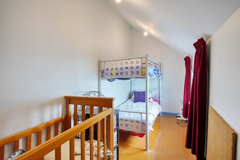 Photo of property in 33 Oram Avenue, New Brighton, Christchurch, 8061