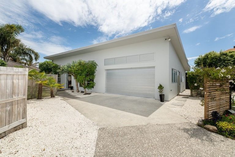 Photo of property in 11 Nautilus Drive, Papamoa Beach, Papamoa, 3118