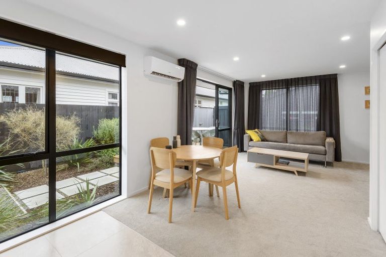 Photo of property in 2/407 Hereford Street, Linwood, Christchurch, 8011