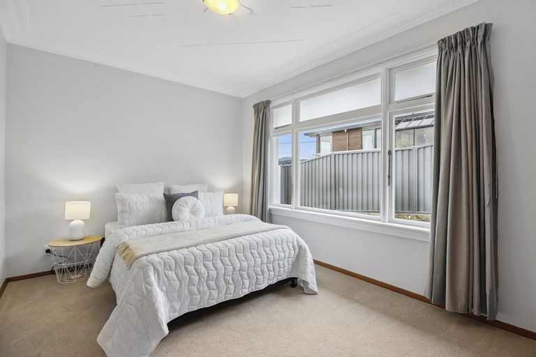 Photo of property in 15 Shandon Road, Vauxhall, Dunedin, 9013