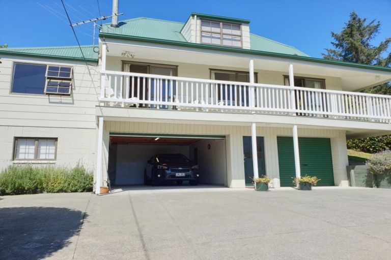 Photo of property in 51 Grand View Road, Leigh, 0985