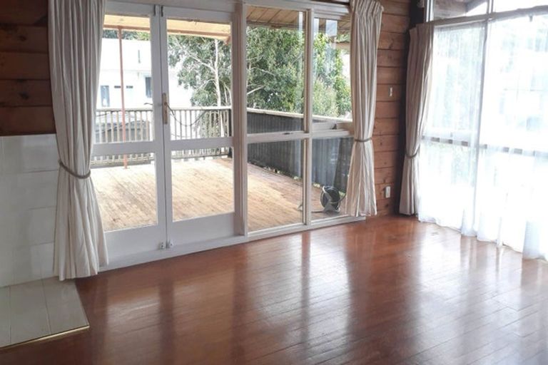 Photo of property in 19 Okareka Place, Pakuranga Heights, Auckland, 2010