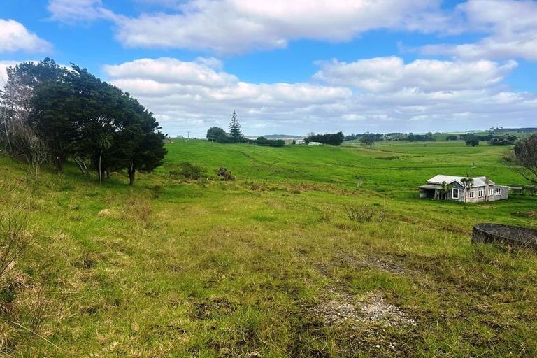 Photo of property in 413 Waihue Road, Dargaville, 0372