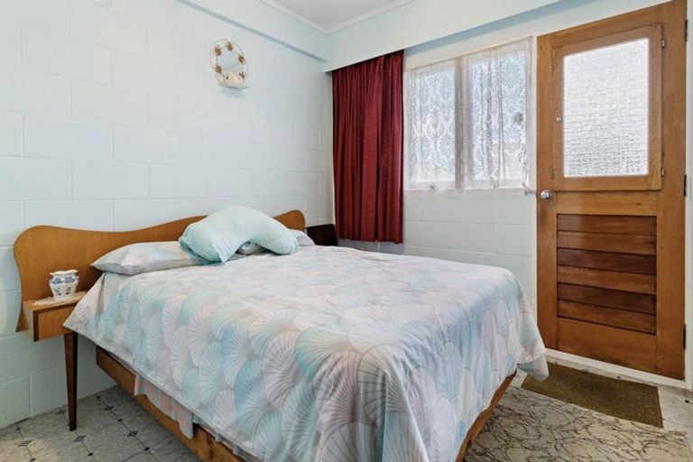 Photo of property in 73 Arawa Street, New Lynn, Auckland, 0600