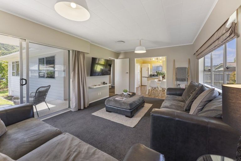 Photo of property in 85 Pasadena Crescent, Totara Park, Upper Hutt, 5018