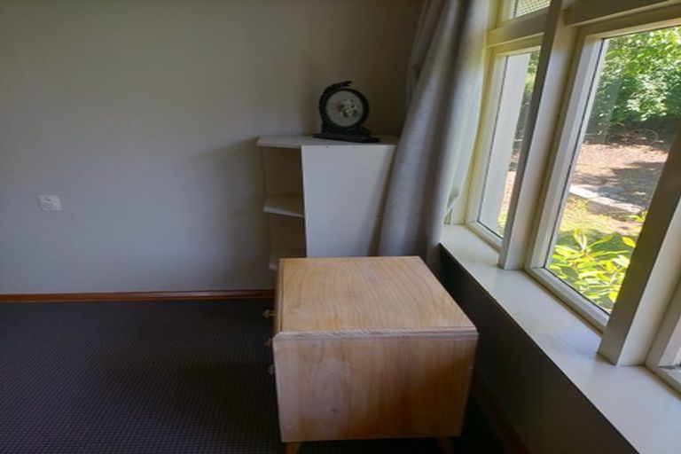 Photo of property in 35 Branxholm Street, Roxburgh, 9500