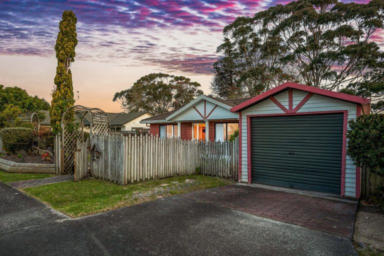 Photo of property in 101 West Harbour Drive, West Harbour, Auckland, 0618