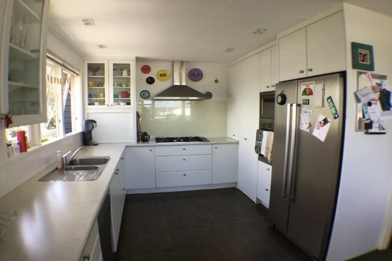 Photo of property in 19 Fairway Avenue, Red Beach, 0932