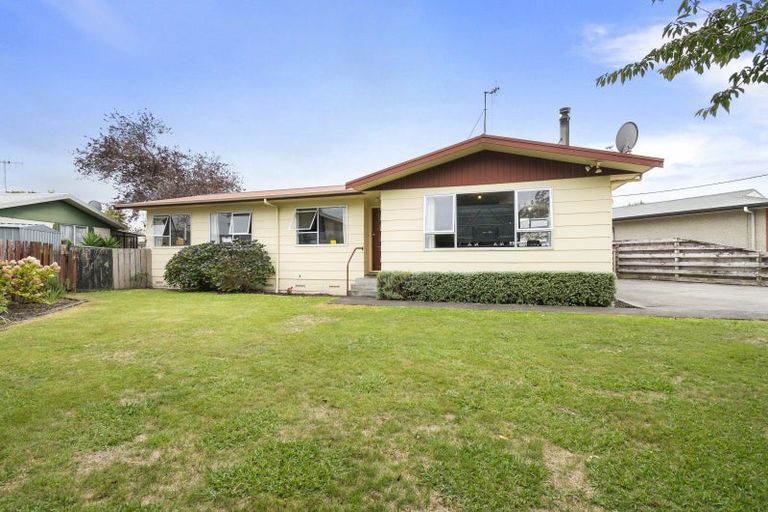 Photo of property in 8 Custom Street, Ashhurst, 4810