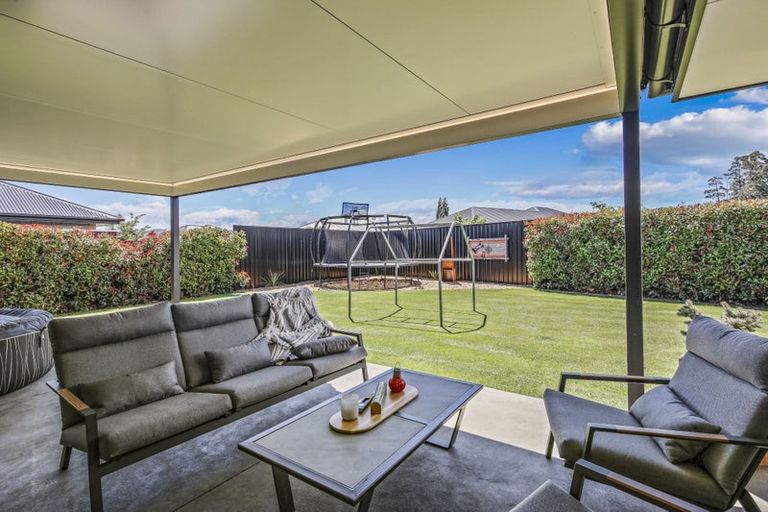 Photo of property in 80 Petries Road, Woodend, 7610