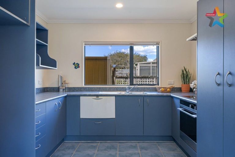 Photo of property in 58a Molesworth Street, Taita, Lower Hutt, 5011