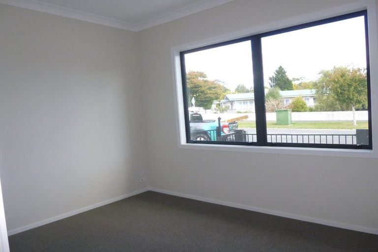 Photo of property in 1/35 Macdonald Road, Glenview, Hamilton, 3206