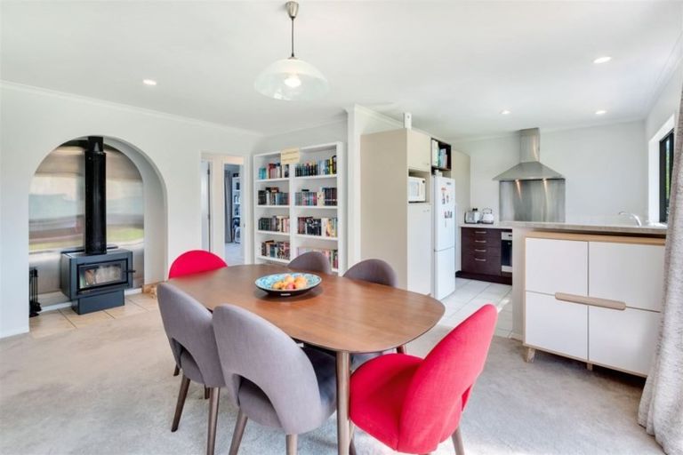 Photo of property in 23 Espalier Drive, Henderson, Auckland, 0612