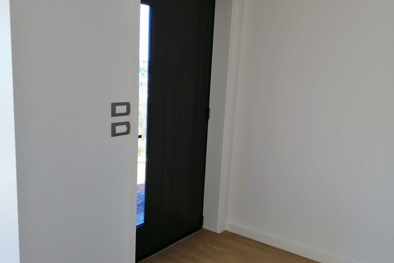 Photo of property in 16 Arabella Lane, Snells Beach, 0920