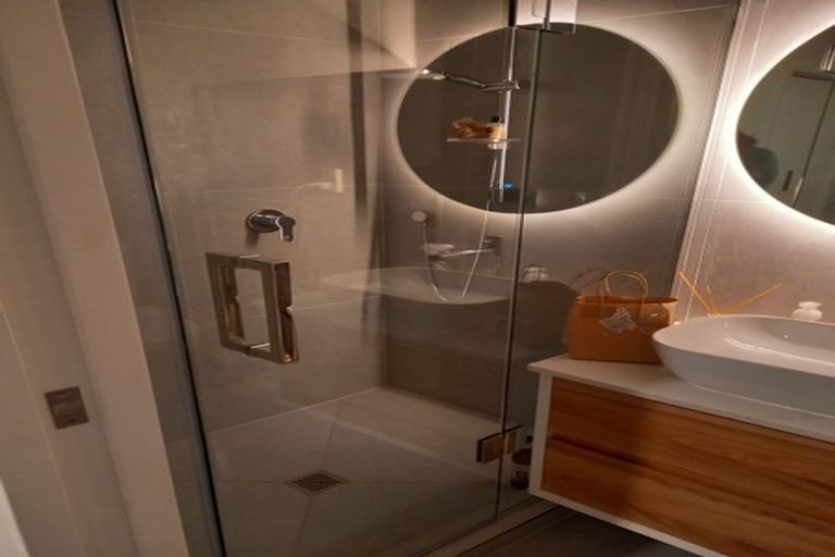 Photo of property in 1/39 Lancaster Road, Beach Haven, Auckland, 0626