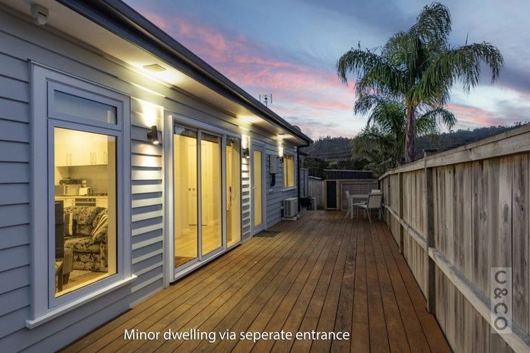 Photo of property in 121 Tapu Road, Huapai, Kumeu, 0810